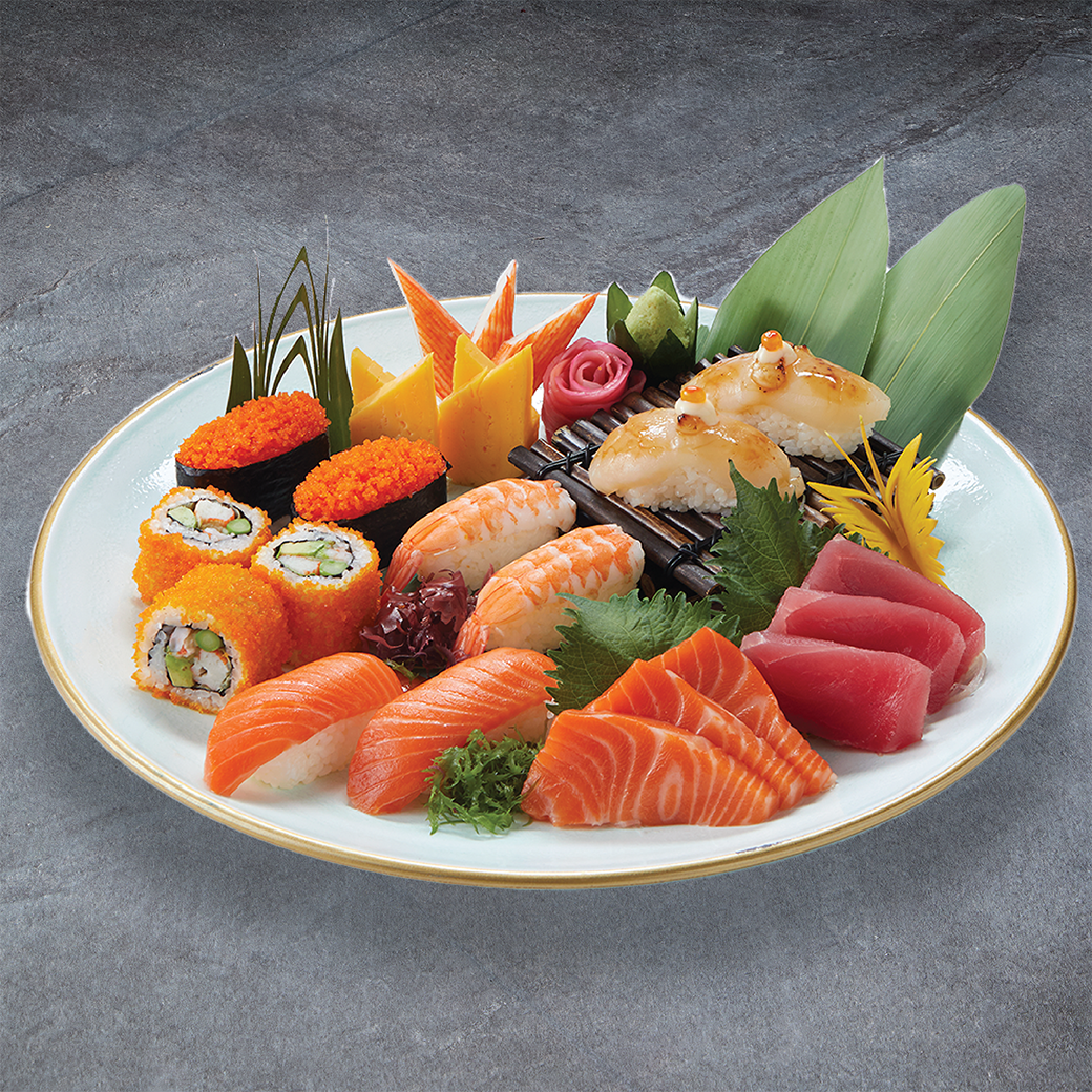 DELUXE SASHIMI & SUSHI